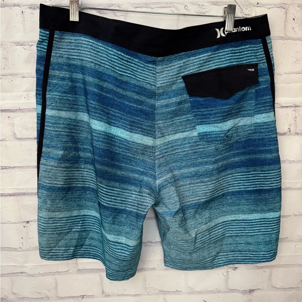 Hurley Phantom Size 36 Sandbar Board Shorts Swim Trunk Blue Striped‎ Surf